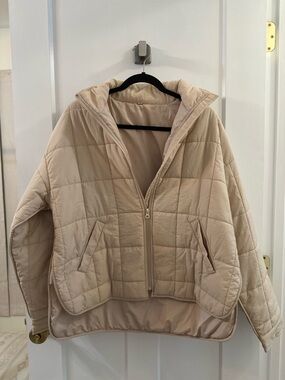 Beige Quilted Hooded Jacket - Women's Lightweight Coat